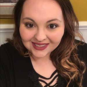 Meet your Posher, Deidre